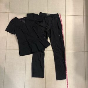 Women’s Healing Hands Scrubs